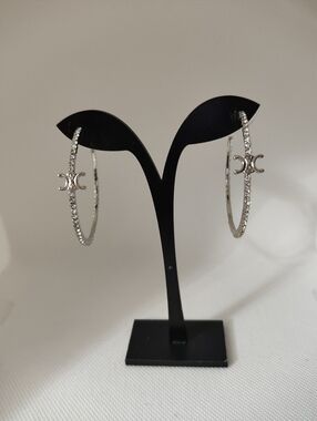 Elegant Silver Hoop Earrings With Stones.